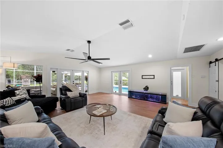 2720 68th St Sw, Naples, Florida 34105