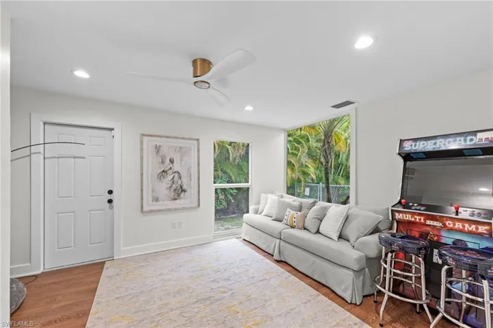 2720 68th St Sw, Naples, Florida 34105