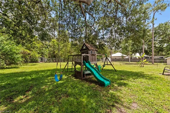 2720 68th St Sw, Naples, Florida 34105