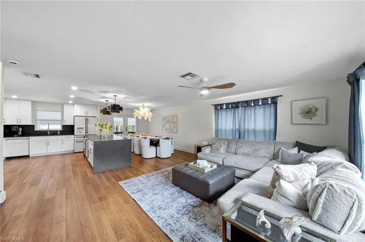 2720 68th St Sw, Naples, Florida 34105