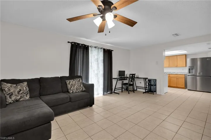 423 24th Ave, Cape Coral, Florida 33990