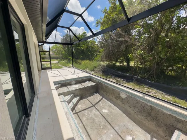 2464 Florida Ave, Naples, Florida 34112