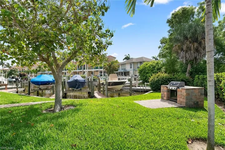 1435 Blue Point Ave 1435, Naples, Florida 34102