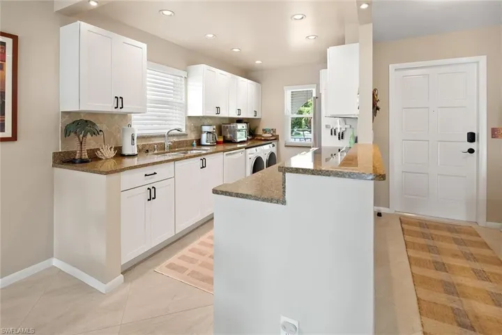1435 Blue Point Ave 1435, Naples, Florida 34102