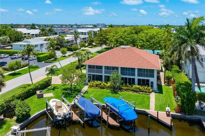 1435 Blue Point Ave 1435, Naples, Florida 34102