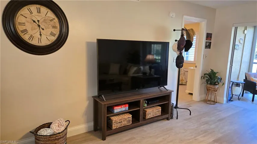 TV open to living area