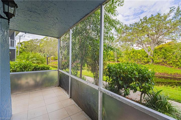 Your delightful secluded lanai.This is an Audubon Sanctuary.