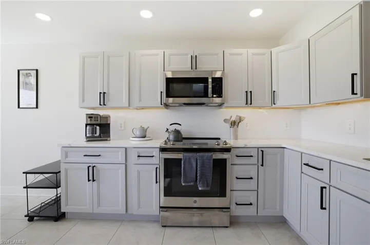 12521 Kelly Sands WAY # 34, FORT MYERS FL 33908