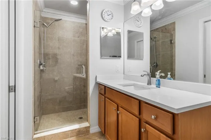 9820  Giaveno  CIR, Naples, FL 34113