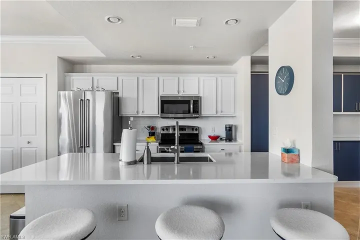 9820  Giaveno  CIR, Naples, FL 34113