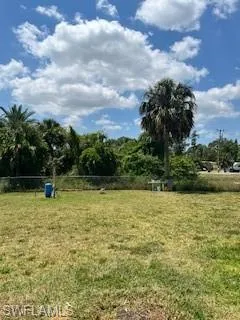 8311  Wooley Drive  , North Fort Myers, FL 33917