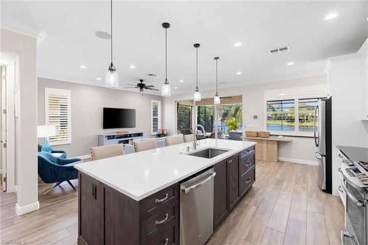 12772  Aviano  DR, Naples, FL 34105