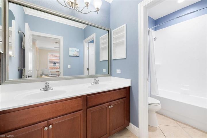 12772  Aviano  DR, Naples, FL 34105