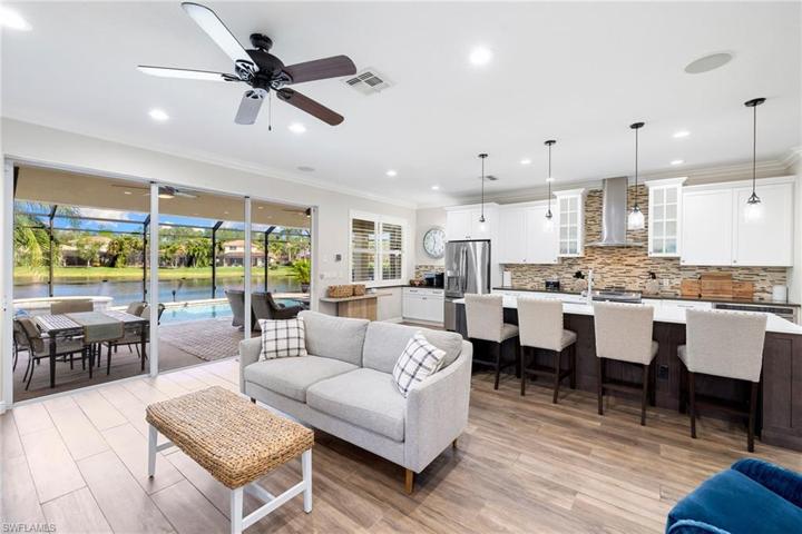 12772  Aviano  DR, Naples, FL 34105