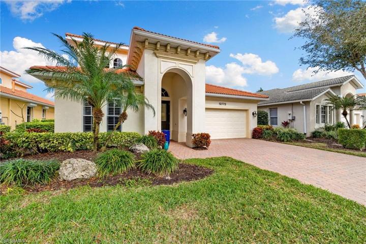 12772  Aviano  DR, Naples, FL 34105