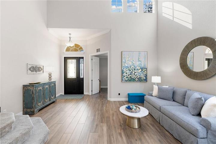 12772  Aviano  DR, Naples, FL 34105