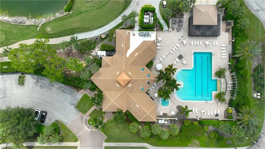 Community Pool and Spa