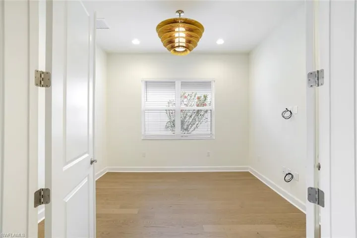 2687  Ridgecrest  PL, Naples, FL 34112