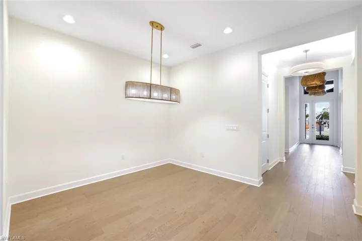 2687  Ridgecrest  PL, Naples, FL 34112