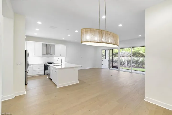 2687  Ridgecrest  PL, Naples, FL 34112