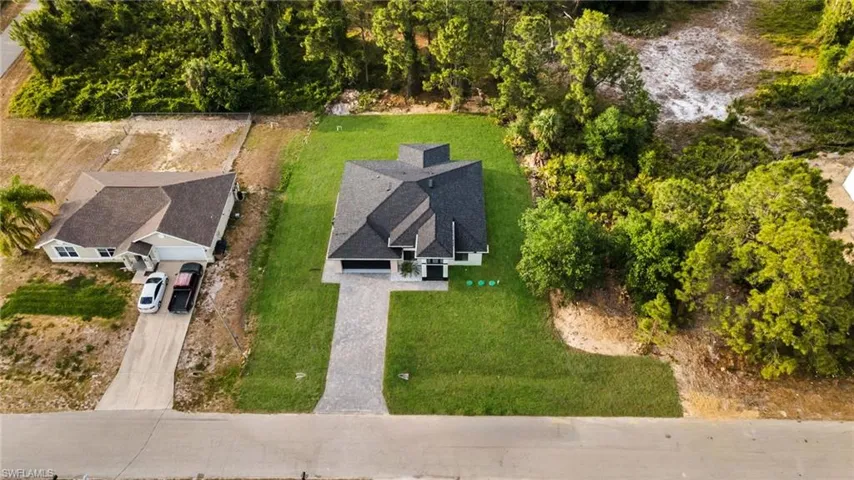 Birds eye view of property