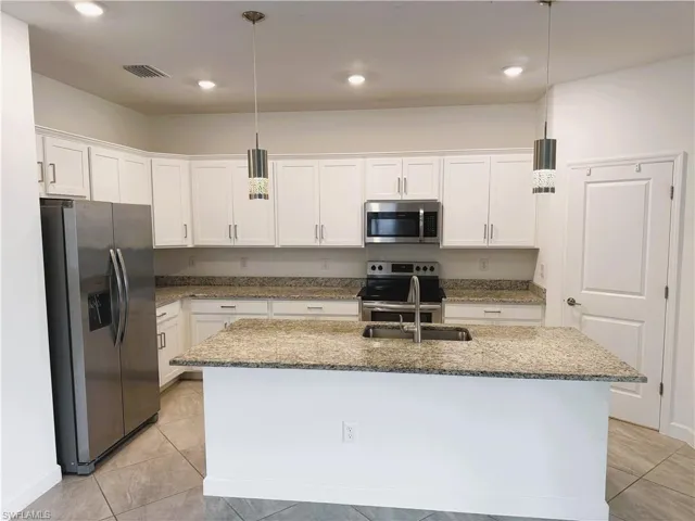 13856 Pine Lodge Ln, Fort Myers, Florida 33913