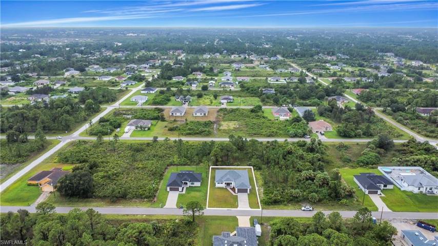 2502 27th ST W, LEHIGH ACRES FL 33971