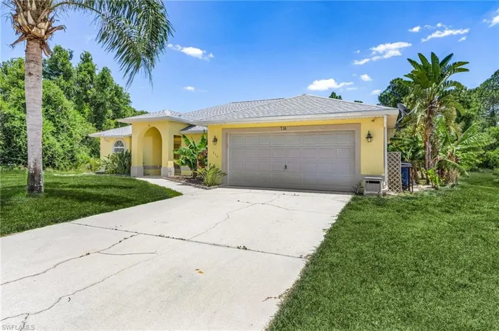 730  Spaulding E ST, Lehigh Acres, FL 33974