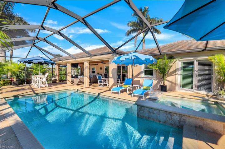 746 Apple CT, MARCO ISLAND FL 34145