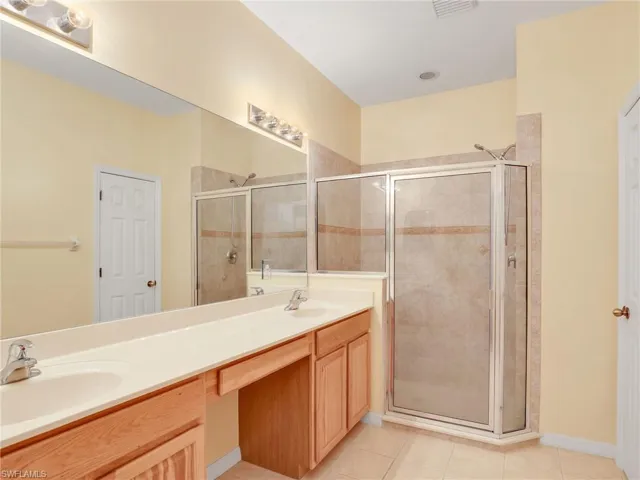 Owner's Bath