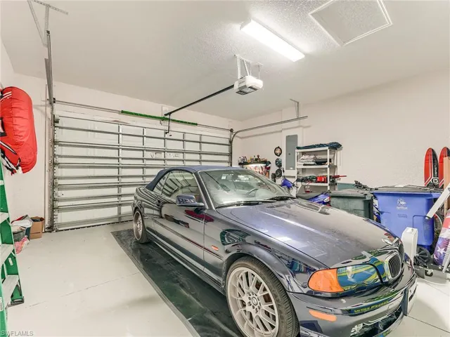 9483  Isla Bella  CIR, Bonita Springs, FL 34135