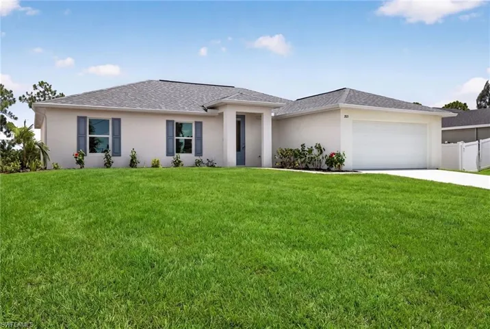 2821 Nw 22nd Pl, Cape Coral, Florida 33993