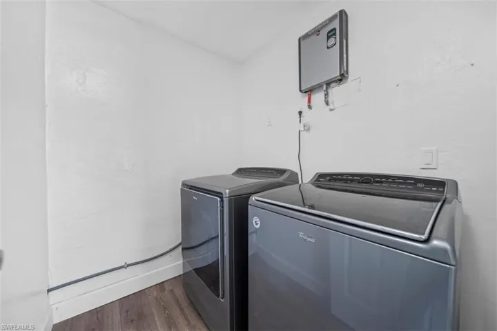 5460 Bayshore Rd, North Fort Myers, Florida 33917