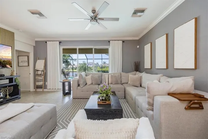 2069 Hamlin St, Naples Fl 34120