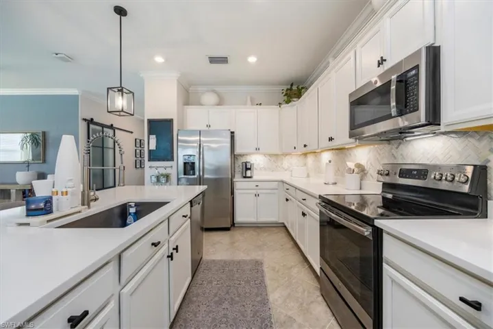 2069 Hamlin St, Naples Fl 34120