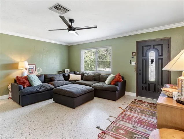 5521 Shaddelee Ln W, Fort Myers, Florida 33919