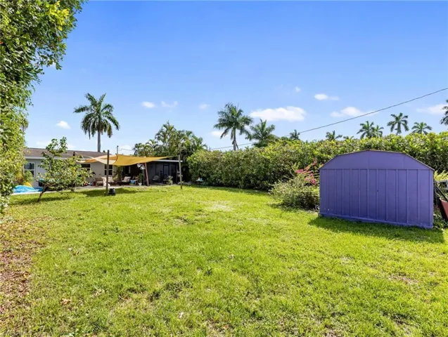 5521 Shaddelee Ln W, Fort Myers, Florida 33919