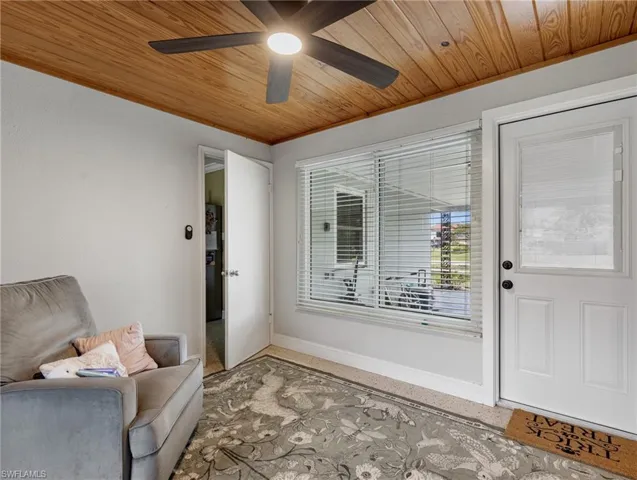5521 Shaddelee Ln W, Fort Myers, Florida 33919
