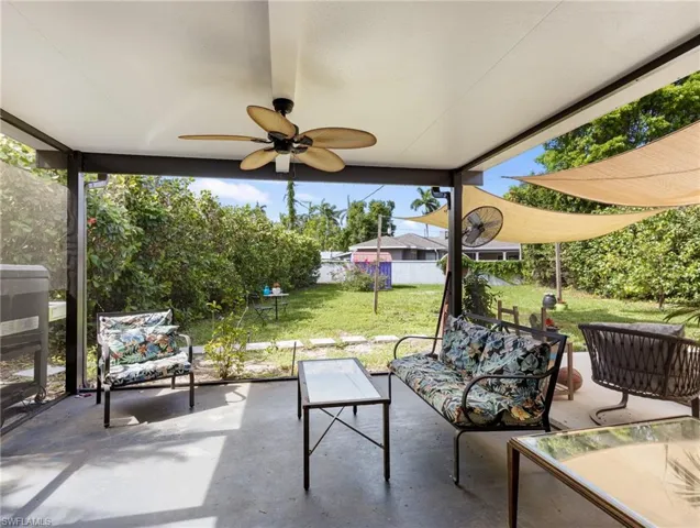 5521 Shaddelee Ln W, Fort Myers, Florida 33919