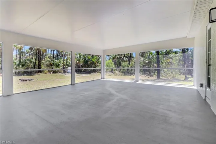 2130  Wilson N BLVD, Naples, FL 34120