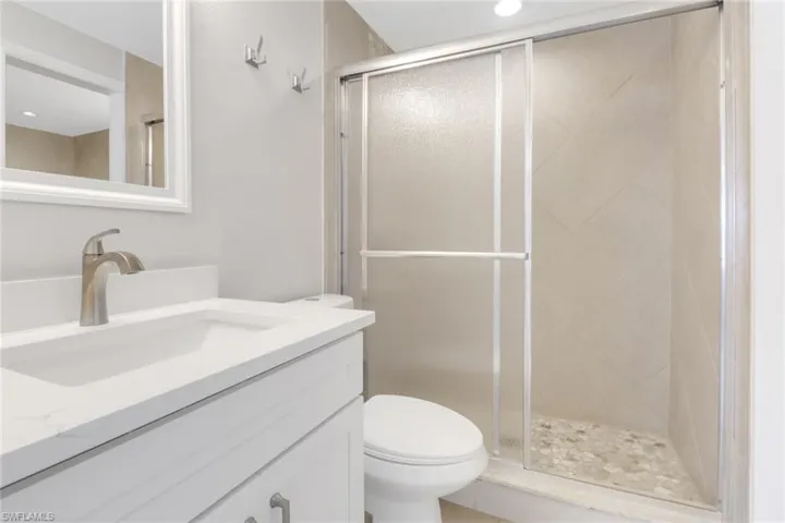 2130  Wilson N BLVD, Naples, FL 34120