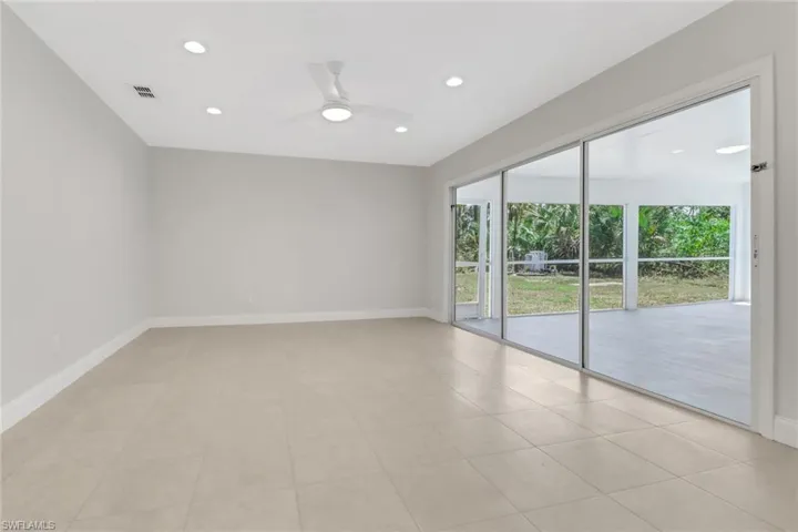 2130  Wilson N BLVD, Naples, FL 34120