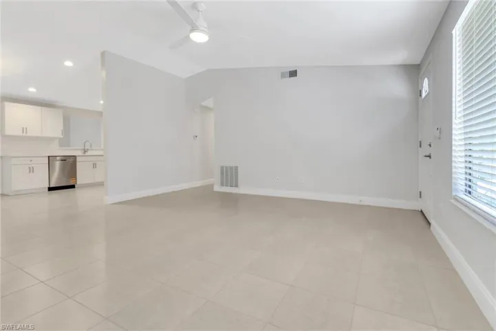 2130  Wilson N BLVD, Naples, FL 34120