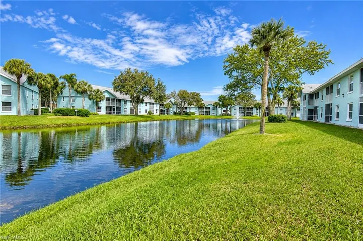 169 Grand Oaks Way N204, Naples, Florida 34110