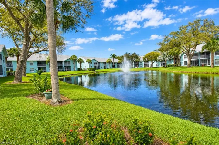 169 Grand Oaks Way N204, Naples, Florida 34110