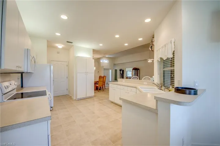 3950  Schefflera  DR, North Fort Myers, FL 33917