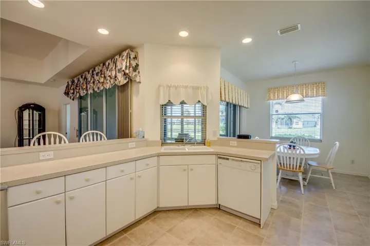 ALL GROUT IN TILE FLOORS JUST PROFESSIONALLY REFURBISHED WITH LIFETIME WARRANTY.