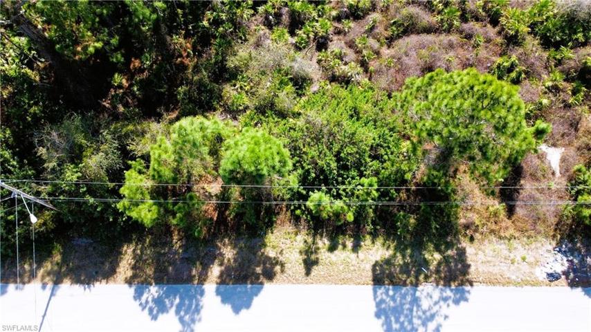 706  Ashland E ST, LEHIGH ACRES, FL 33974