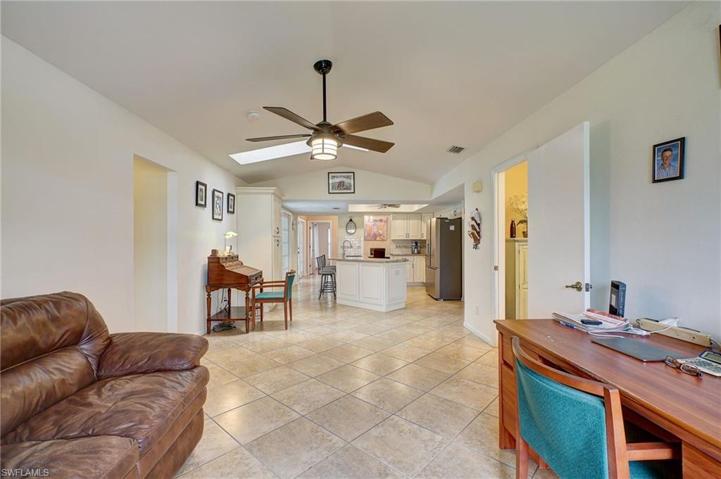 Family/Kitchen Combo