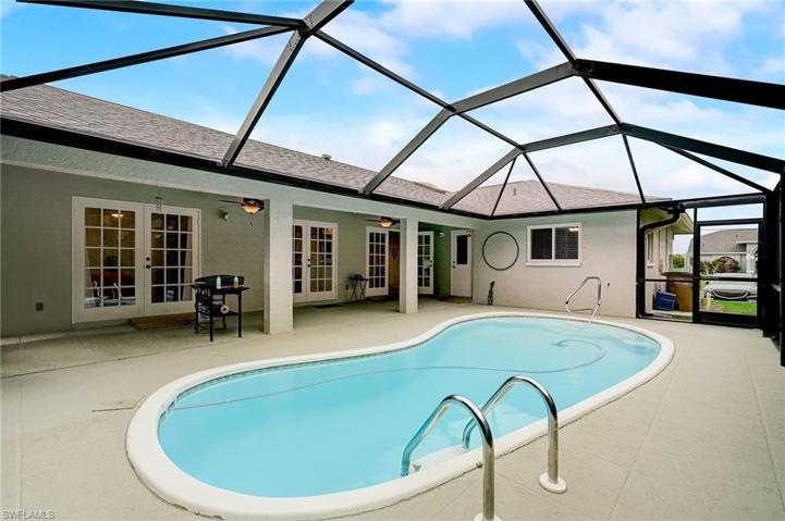Screened Pool